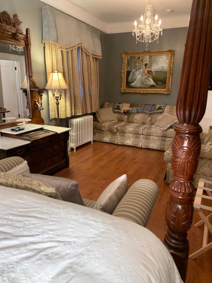 Monroe House Executive Guest Suites St. John's Exterior foto